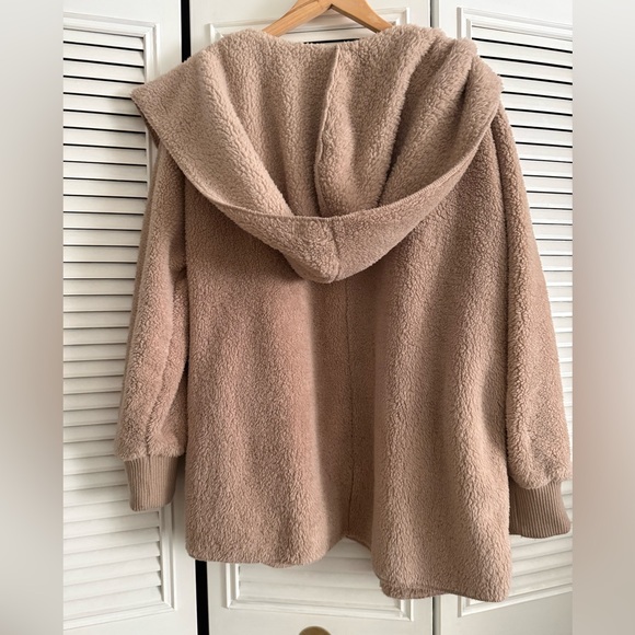 Hem & Thread Tan Teddy Jacket - Picture 2 of 4